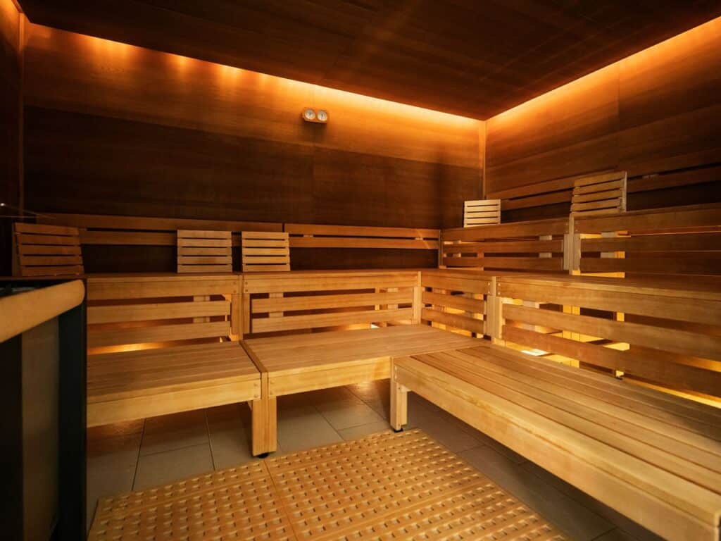 Moderne Sauna im Kurhaus Hotel Bad Bocklet für entspannende Silvestertage